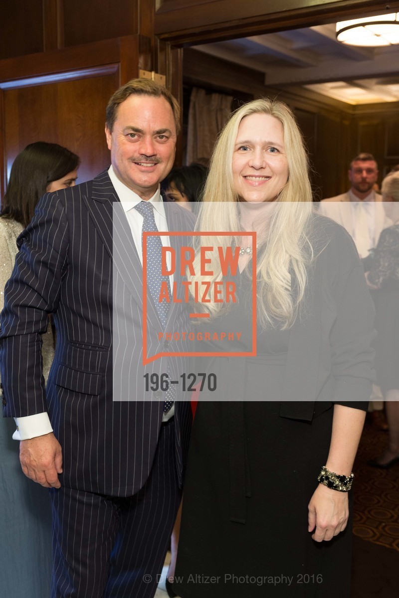 Peter Lyden, Cara Lemire, The Julia Morgan Awards 2016, US. 465 California St, June 16th, 2016, Photo #196-1270 Peter Lyden, Cara Lemire, Photo #196-1270