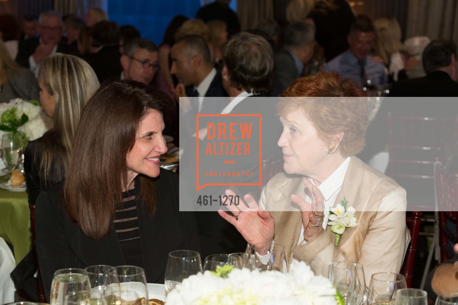 Lisa Davis, Pamela Babey, The Julia Morgan Awards 2016, US. 465 California St, June 16th, 2016, Photo #461-1270 Lisa Davis, Pamela Babey, Photo #461-1270