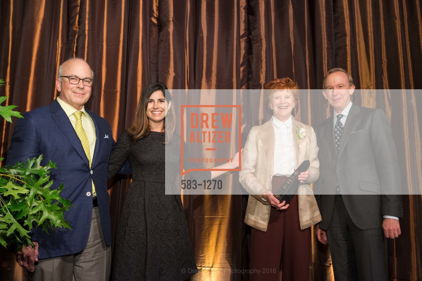 Steve Henry, Gabriela Chavez, Pamela Babey, Mark Ferguson, The Julia Morgan Awards 2016, US. 465 California St, June 16th, 2016, Photo #583-1270 Steve Henry, Gabriela Chavez, Pamela Babey, Mark Ferguson, Photo #583-1270