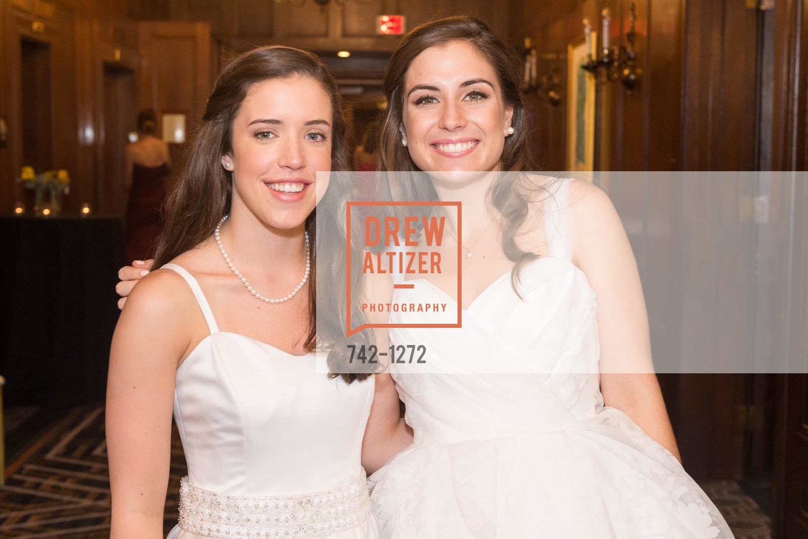 Alanna DeMuro, Caroline Coffey, San Francisco Debutante Ball 2016, US. St. Francisco Hotel, June 18th, 2016, Photo #742-1272 Alanna DeMuro, Caroline Coffey, Photo #742-1272