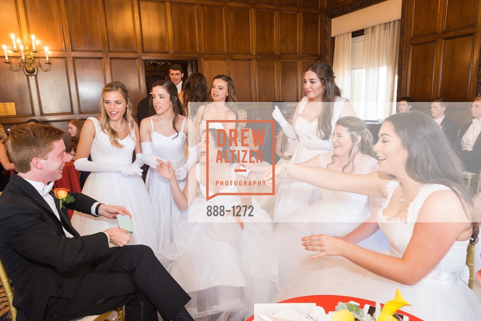 Ariana Denebeim, Caroline Coffey, Madeleine Kelny Denebeim, Casey Mathews, Katarina Evers, San Francisco Debutante Ball 2016, US. St. Francisco Hotel, June 18th, 2016, Photo #888-1272 Ariana Denebeim, Caroline Coffey, Madeleine Kelny Denebeim, Casey Mathews, Katarina Evers, Photo #888-1272