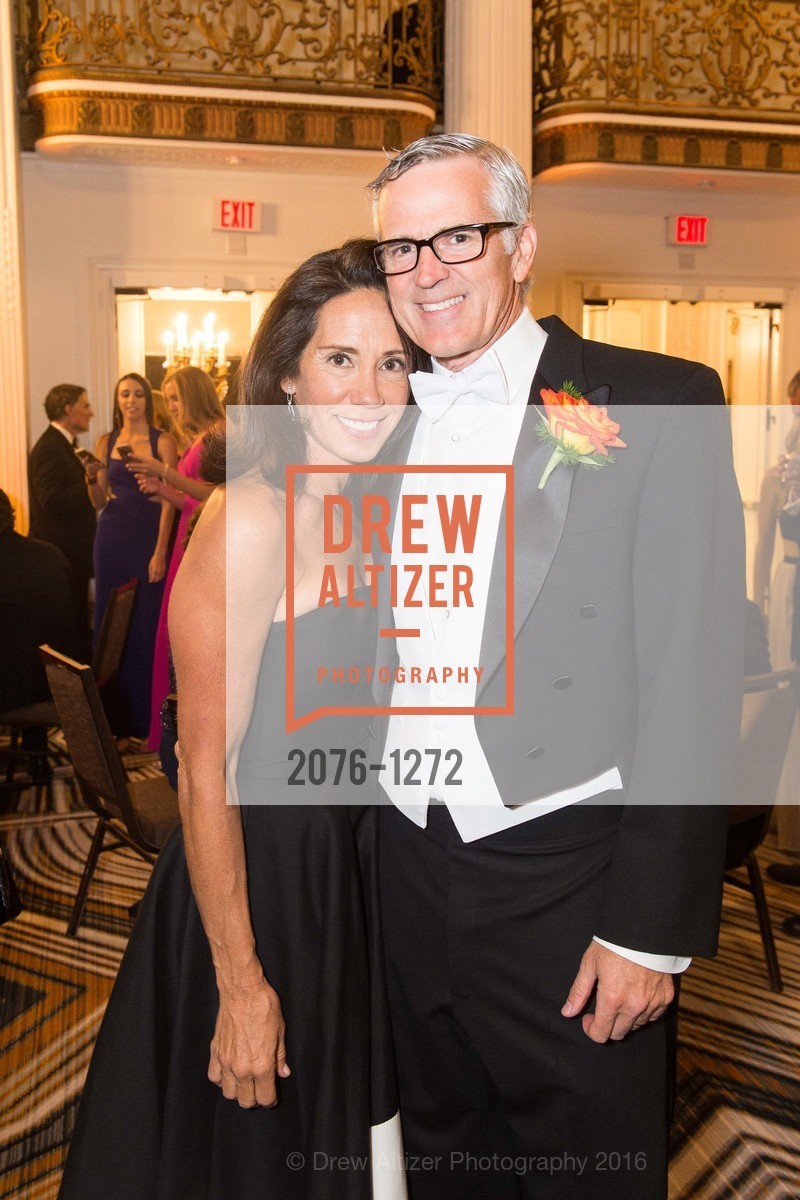 Whitney Arnautou, Phil Arnautou, San Francisco Debutante Ball 2016, US. St. Francisco Hotel, June 18th, 2016, Photo #2076-1272 Whitney Arnautou, Phil Arnautou, Photo #2076-1272