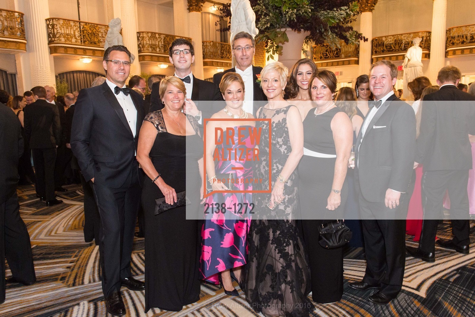 Ingrid Coolins, Anna Dierkhising, John Sylvia, Shawn Sylvia, Mary Kay Stockwell, Kate Sylvia Root, Jay Root, San Francisco Debutante Ball 2016, US. St. Francisco Hotel, June 18th, 2016, Photo #2138-1272 Ingrid Coolins, Anna Dierkhising, John Sylvia, Shawn Sylvia, Mary Kay Stockwell, Kate Sylvia Root, Jay Root, Photo #2138-1272