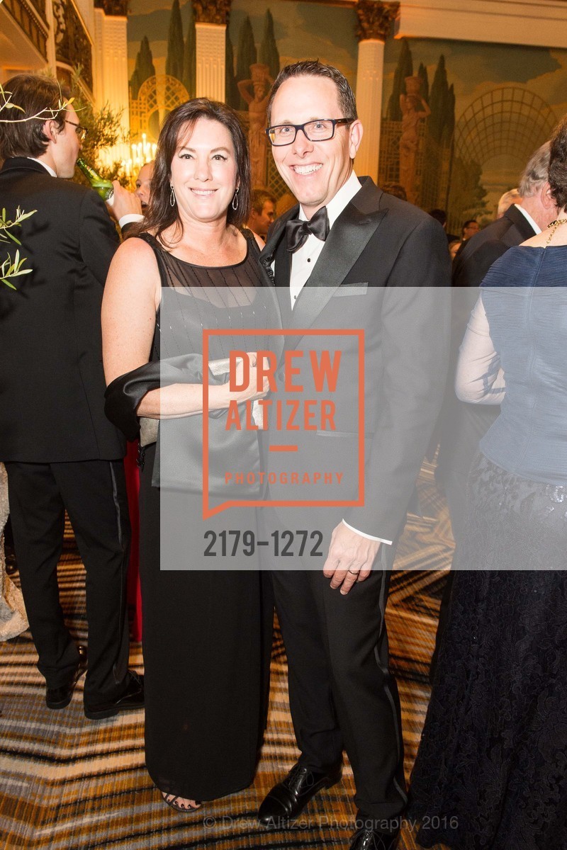 Julie Jergens, San Francisco Debutante Ball 2016, US. St. Francisco Hotel, June 18th, 2016, Photo #2179-1272 Julie Jergens, Photo #2179-1272