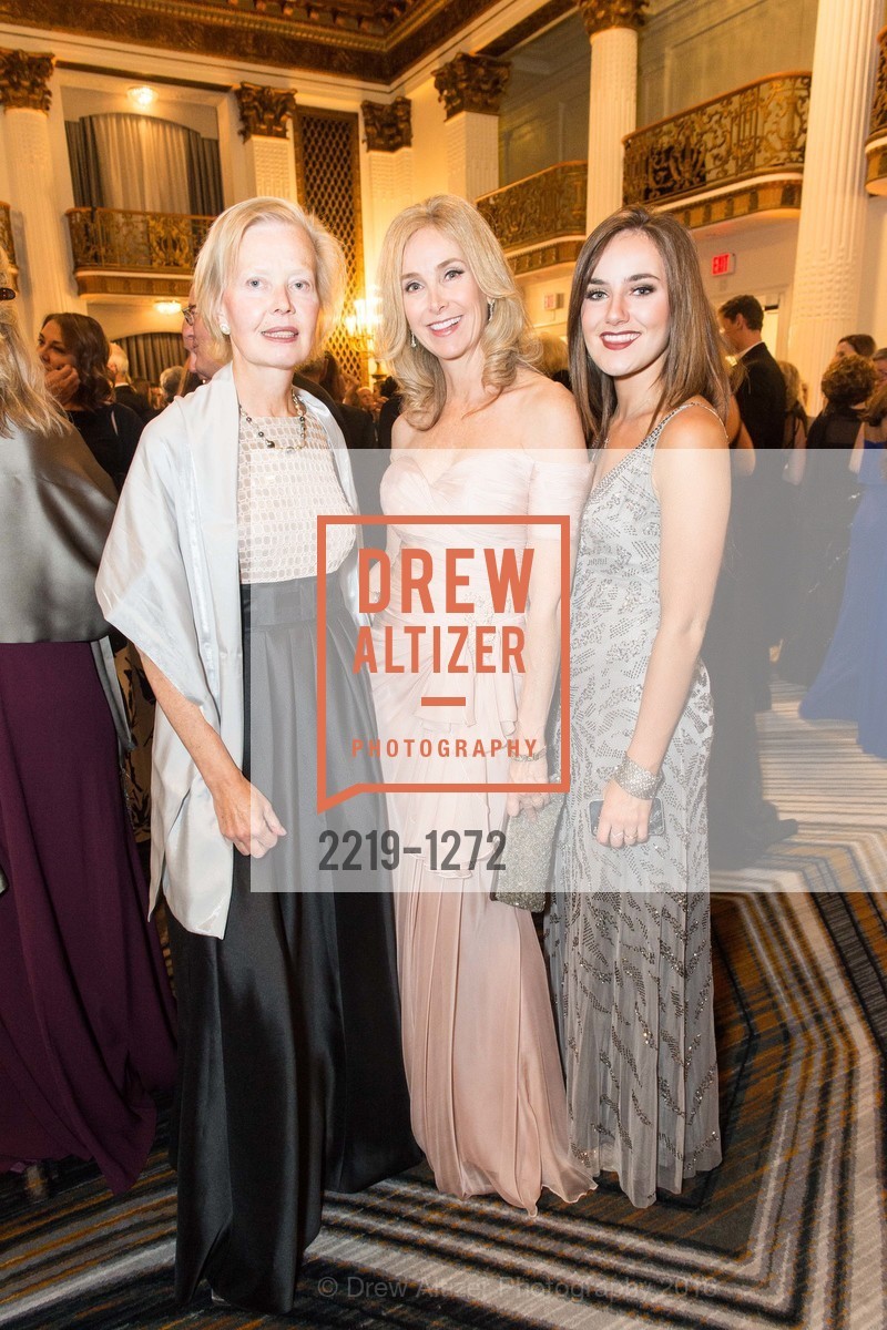 Ana Brady, Melanie Hoefer, Charlotte Hoefer, San Francisco Debutante Ball 2016, US. St. Francisco Hotel, June 18th, 2016, Photo #2219-1272 Ana Brady, Melanie Hoefer, Charlotte Hoefer, Photo #2219-1272
