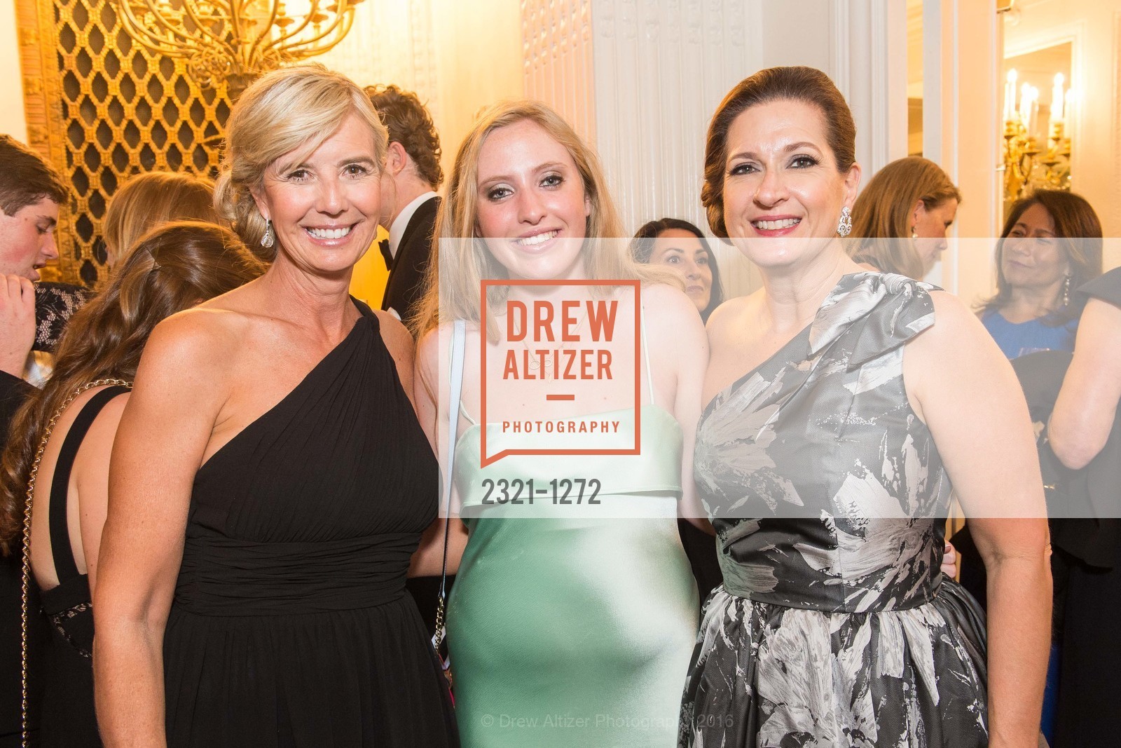 Elizabeth Canady, Jamie West, Adriene Coffey, San Francisco Debutante Ball 2016, US. St. Francisco Hotel, June 18th, 2016, Photo #2321-1272 Elizabeth Canady, Jamie West, Adriene Coffey, Photo #2321-1272