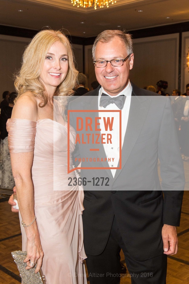 Melanie Hoefer, Kurt Hoefer, San Francisco Debutante Ball 2016, US. St. Francisco Hotel, June 18th, 2016, Photo #2366-1272 Melanie Hoefer, Kurt Hoefer, Photo #2366-1272