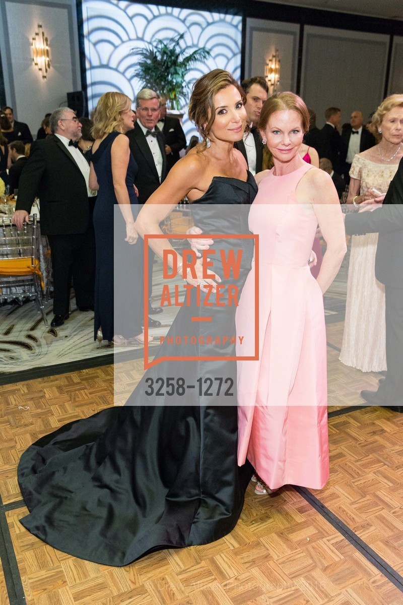 Claudia Ross, Cheryl Baxter, San Francisco Debutante Ball 2016, US. St. Francisco Hotel, June 18th, 2016, Photo #3258-1272 Claudia Ross, Cheryl Baxter, Photo #3258-1272