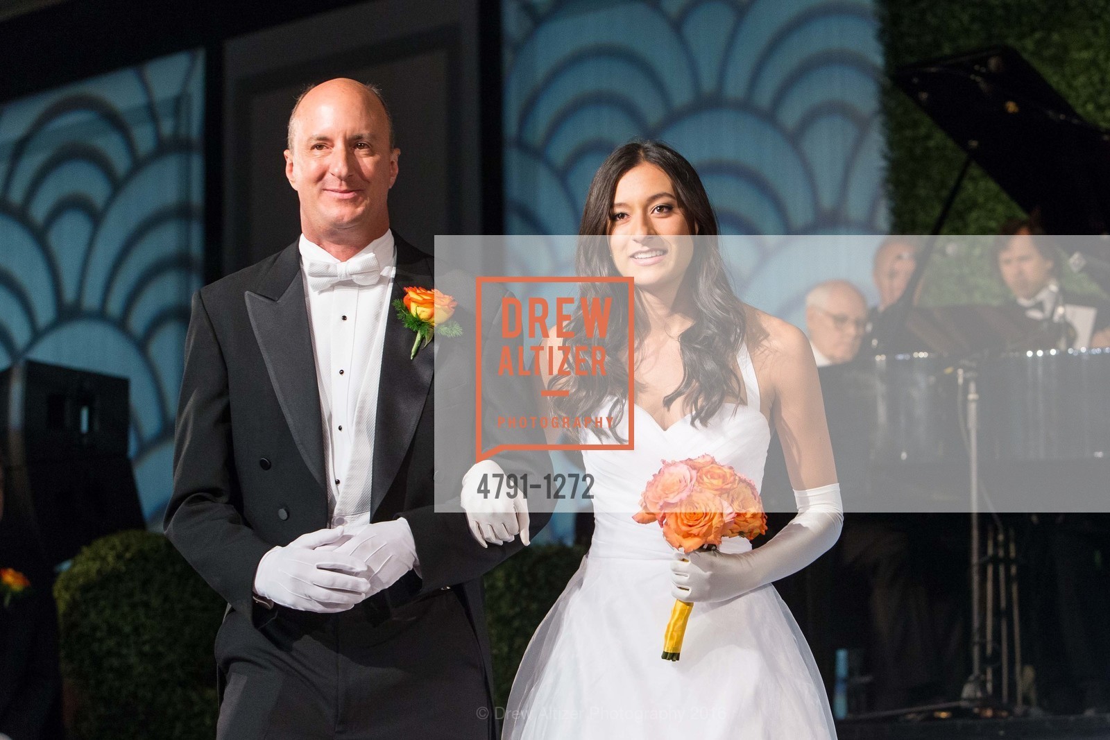 Beau Giannini, Isabella Giannini, San Francisco Debutante Ball 2016, US. St. Francisco Hotel, June 18th, 2016, Photo #4791-1272 Beau Giannini, Isabella Giannini, Photo #4791-1272