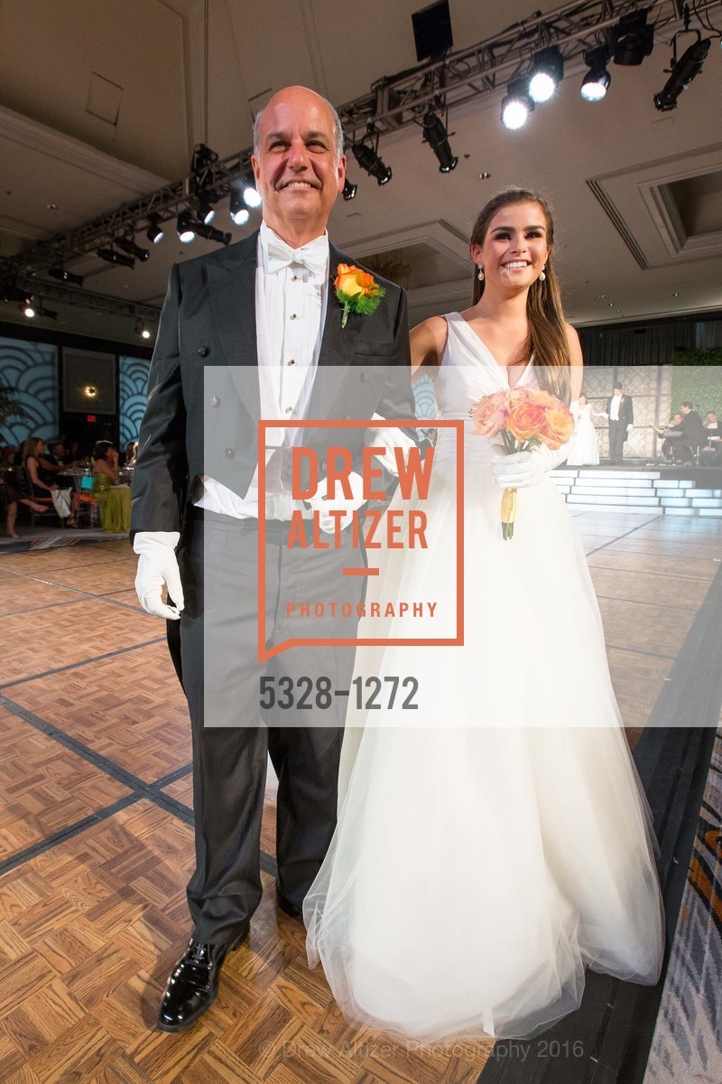 Nick Podell, Natalie Boin Podell, San Francisco Debutante Ball 2016, US. St. Francisco Hotel, June 18th, 2016, Photo #5328-1272 Nick Podell, Natalie Boin Podell, Photo #5328-1272