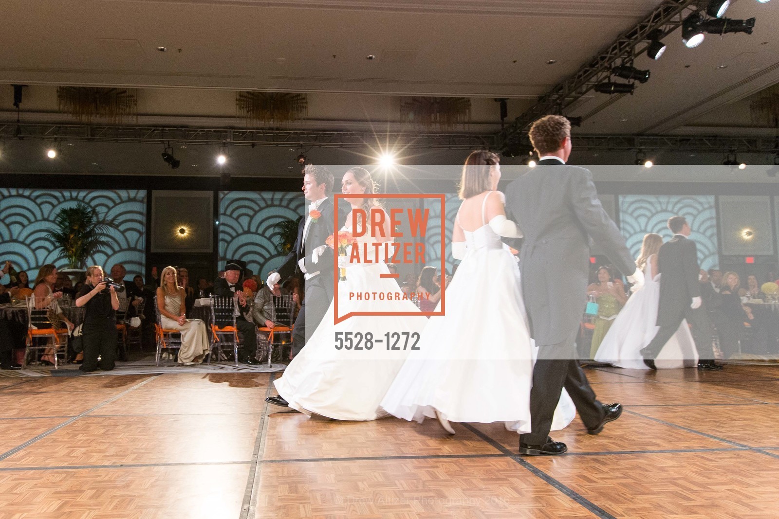 Clayton Read, McKenna Marie Carter, San Francisco Debutante Ball 2016, US. St. Francisco Hotel, June 18th, 2016, Photo #5528-1272 Clayton Read, McKenna Marie Carter, Photo #5528-1272