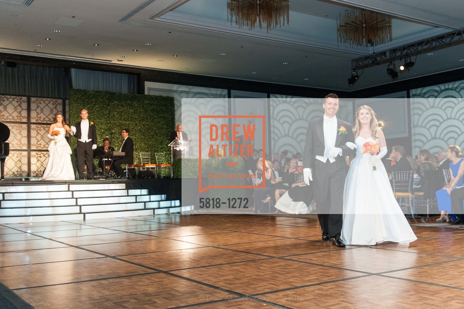 Steven Soja, Jacqueline Soja, San Francisco Debutante Ball 2016, US. St. Francisco Hotel, June 18th, 2016, Photo #5818-1272 Steven Soja, Jacqueline Soja, Photo #5818-1272