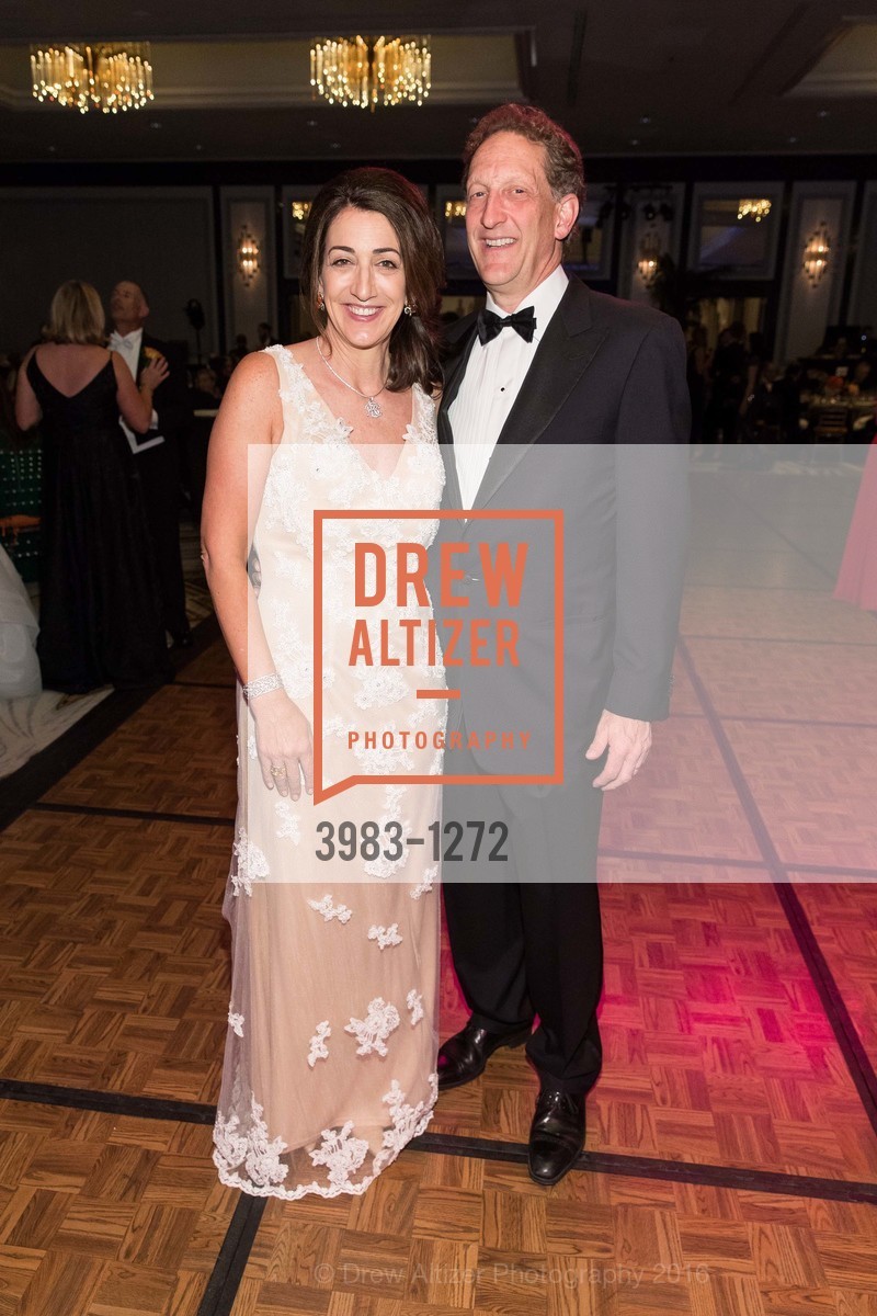 Pam Baer, Larry Baer, San Francisco Debutante Ball 2016, US. St. Francisco Hotel, June 18th, 2016, Photo #3983-1272 Pam Baer, Larry Baer, Photo #3983-1272