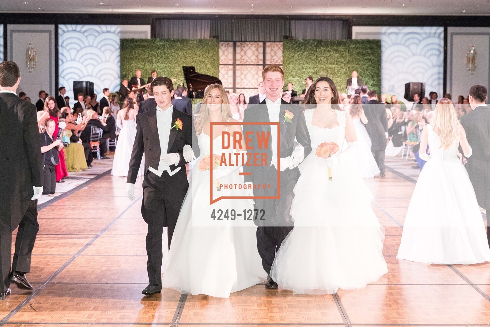 Finlay McInerney, Kaitlyn Christine Fitzsimmons, Alexander Evers, Katarina Evers, San Francisco Debutante Ball 2016, US. St. Francisco Hotel, June 18th, 2016, Photo #4249-1272 Finlay McInerney, Kaitlyn Christine Fitzsimmons, Alexander Evers, Katarina Evers, Photo #4249-1272