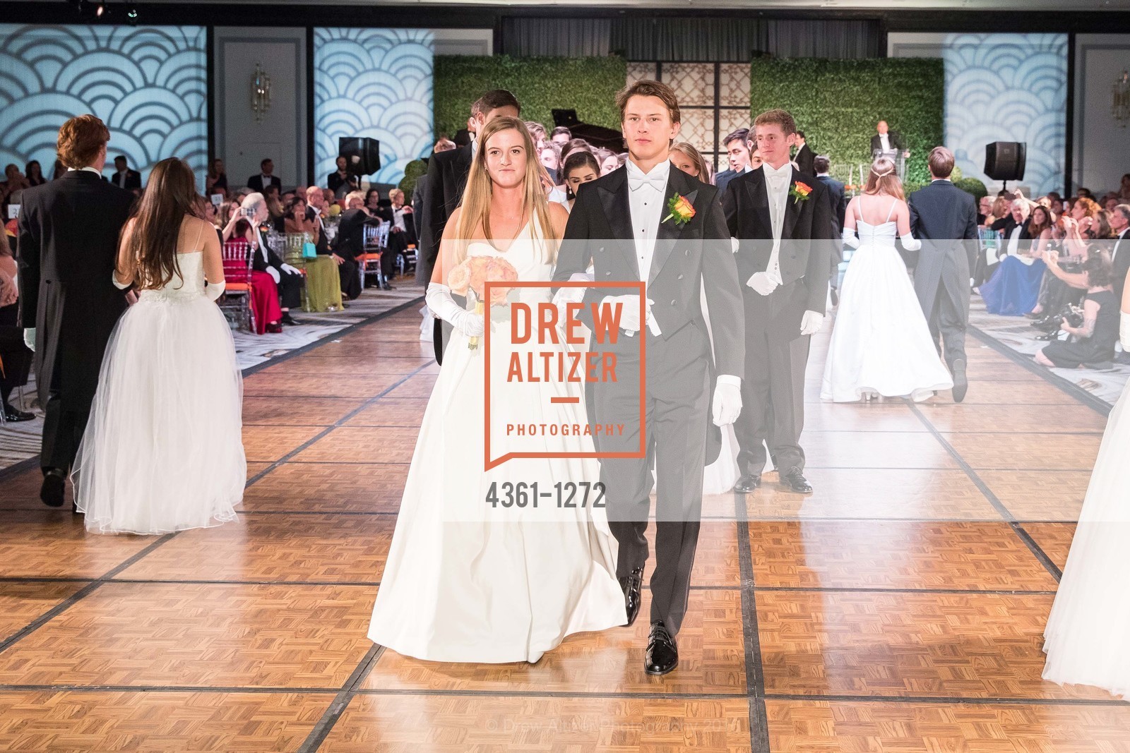 Samantha Klinglhofer, Satchel Kostelnik, San Francisco Debutante Ball 2016, US. St. Francisco Hotel, June 18th, 2016, Photo #4361-1272 Samantha Klinglhofer, Satchel Kostelnik, Photo #4361-1272