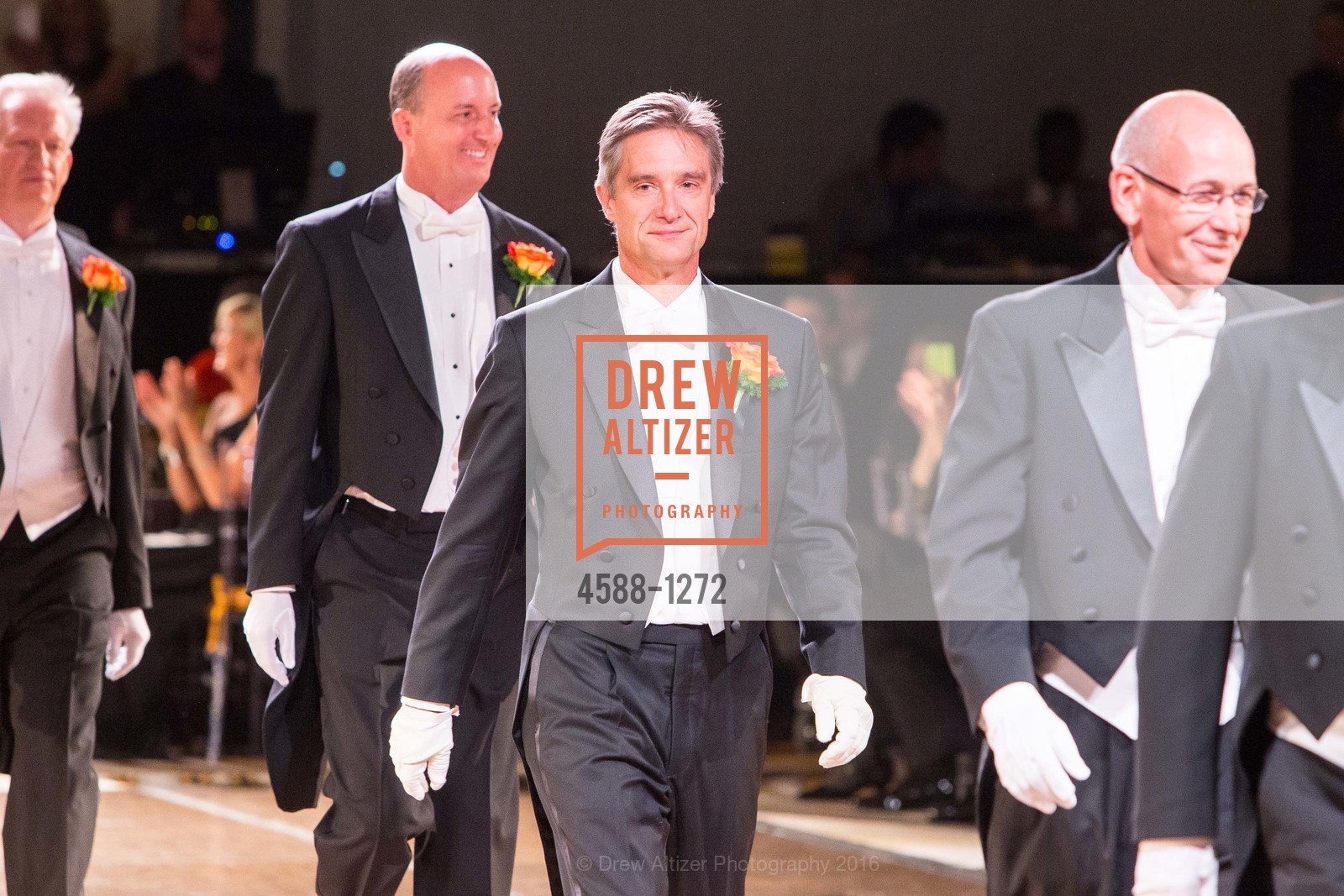 Daniel Girard, San Francisco Debutante Ball 2016, US. St. Francisco Hotel, June 18th, 2016, Photo #4588-1272 Daniel Girard, Photo #4588-1272