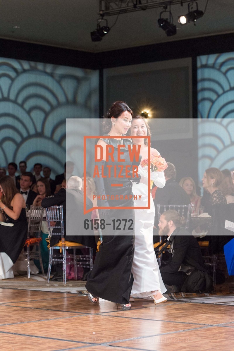 Helen Chen, Jamie Chen, San Francisco Debutante Ball 2016, US. St. Francisco Hotel, June 18th, 2016, Photo #6158-1272 Helen Chen, Jamie Chen, Photo #6158-1272