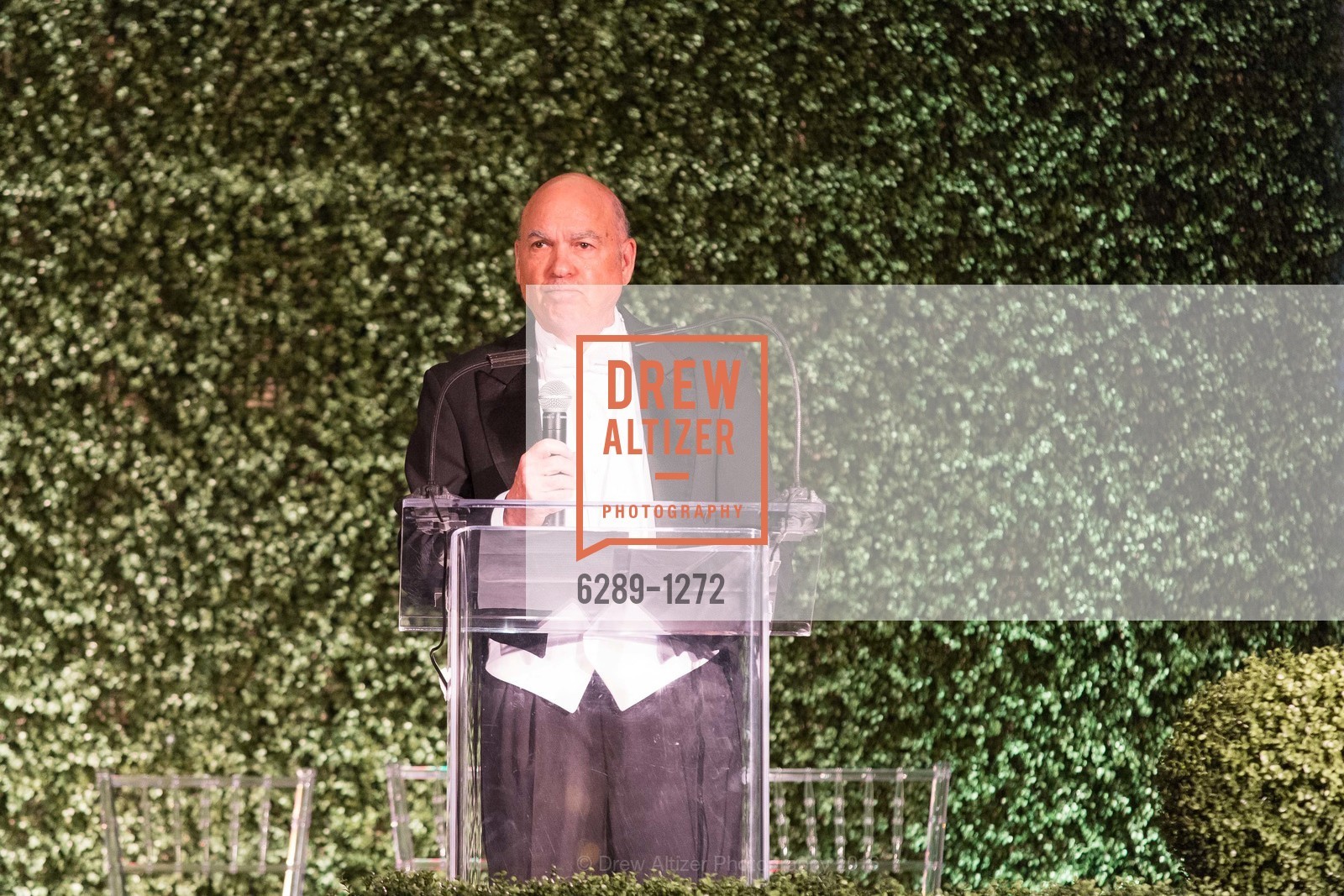 Bob Tomasello, San Francisco Debutante Ball 2016, US. St. Francisco Hotel, June 18th, 2016, Photo #6289-1272 Bob Tomasello, Photo #6289-1272