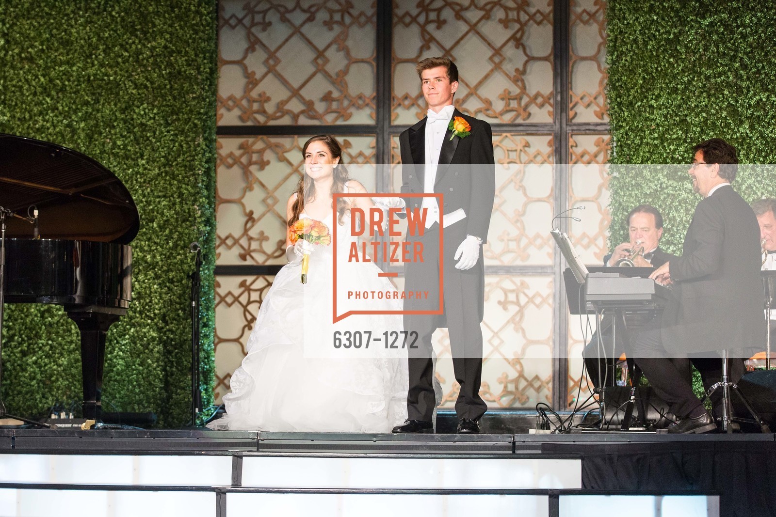 Caroline Coffey, Bennett Canady, San Francisco Debutante Ball 2016, US. St. Francisco Hotel, June 18th, 2016, Photo #6307-1272 Caroline Coffey, Bennett Canady, Photo #6307-1272