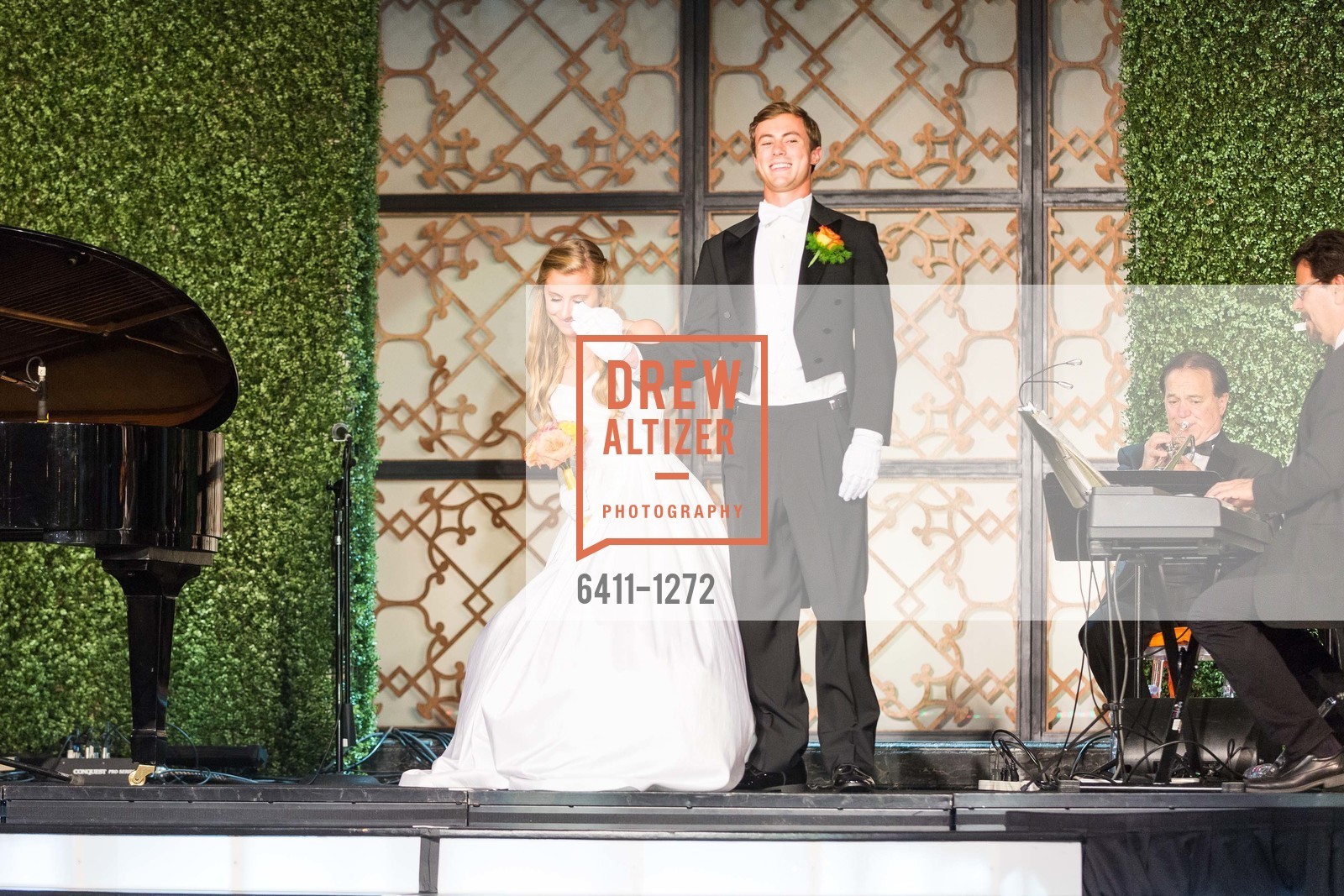 Hannah Holscher, Spencer Becerra, San Francisco Debutante Ball 2016, US. St. Francisco Hotel, June 18th, 2016, Photo #6411-1272 Hannah Holscher, Spencer Becerra, Photo #6411-1272