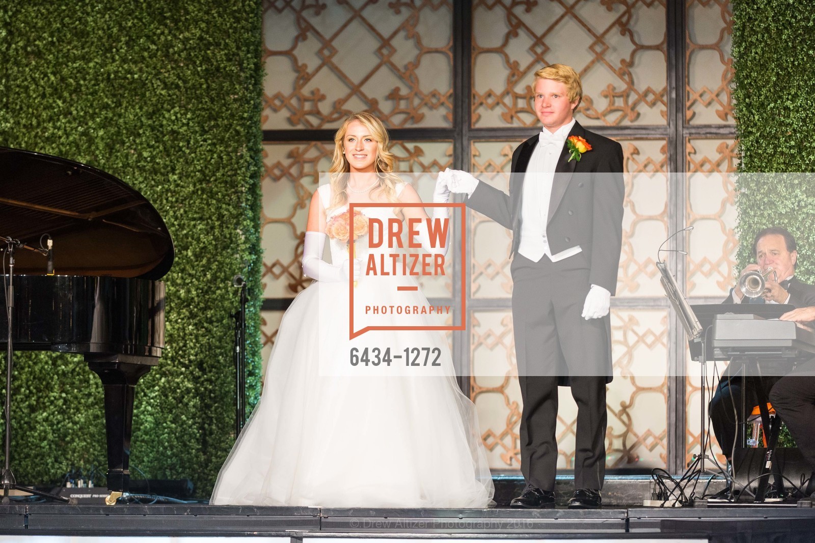 Madeline Kuhn, Spencer Zeff, San Francisco Debutante Ball 2016, US. St. Francisco Hotel, June 18th, 2016, Photo #6434-1272 Madeline Kuhn, Spencer Zeff, Photo #6434-1272