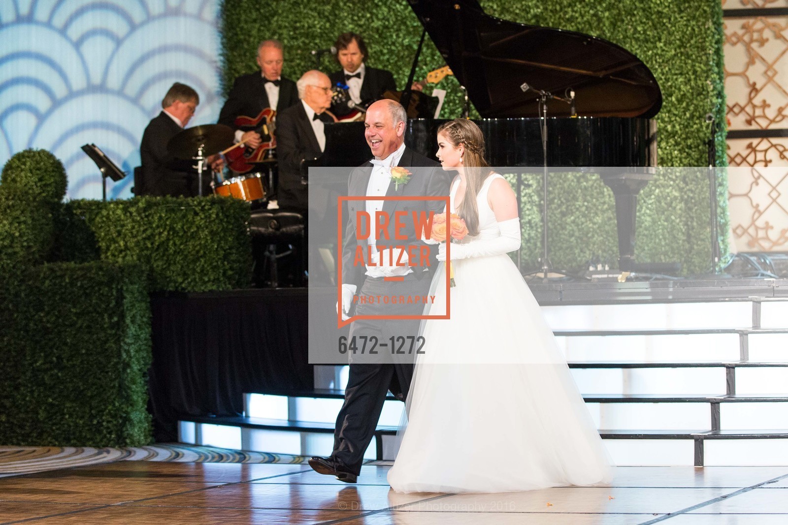 Nick Podell, Natalie Boin Podell, San Francisco Debutante Ball 2016, US. St. Francisco Hotel, June 18th, 2016, Photo #6472-1272 Nick Podell, Natalie Boin Podell, Photo #6472-1272