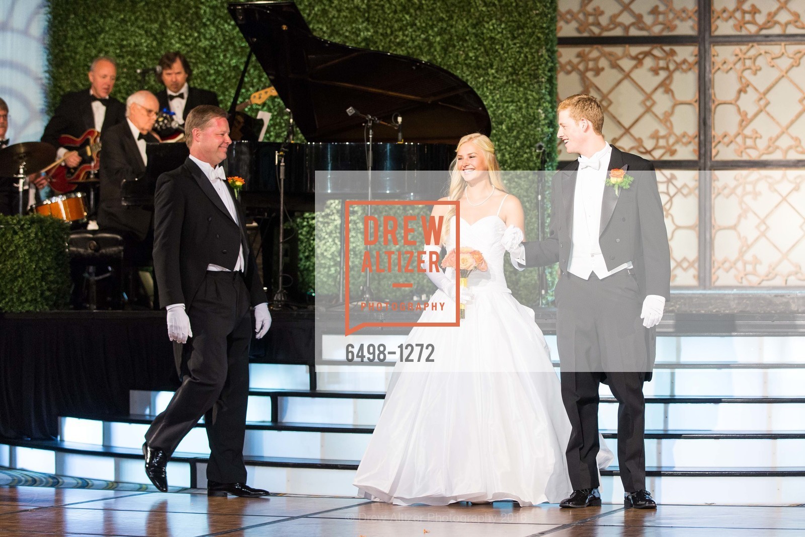 Caraghan Selfridge, Jacob Rosen, San Francisco Debutante Ball 2016, US. St. Francisco Hotel, June 18th, 2016, Photo #6498-1272 Caraghan Selfridge, Jacob Rosen, Photo #6498-1272