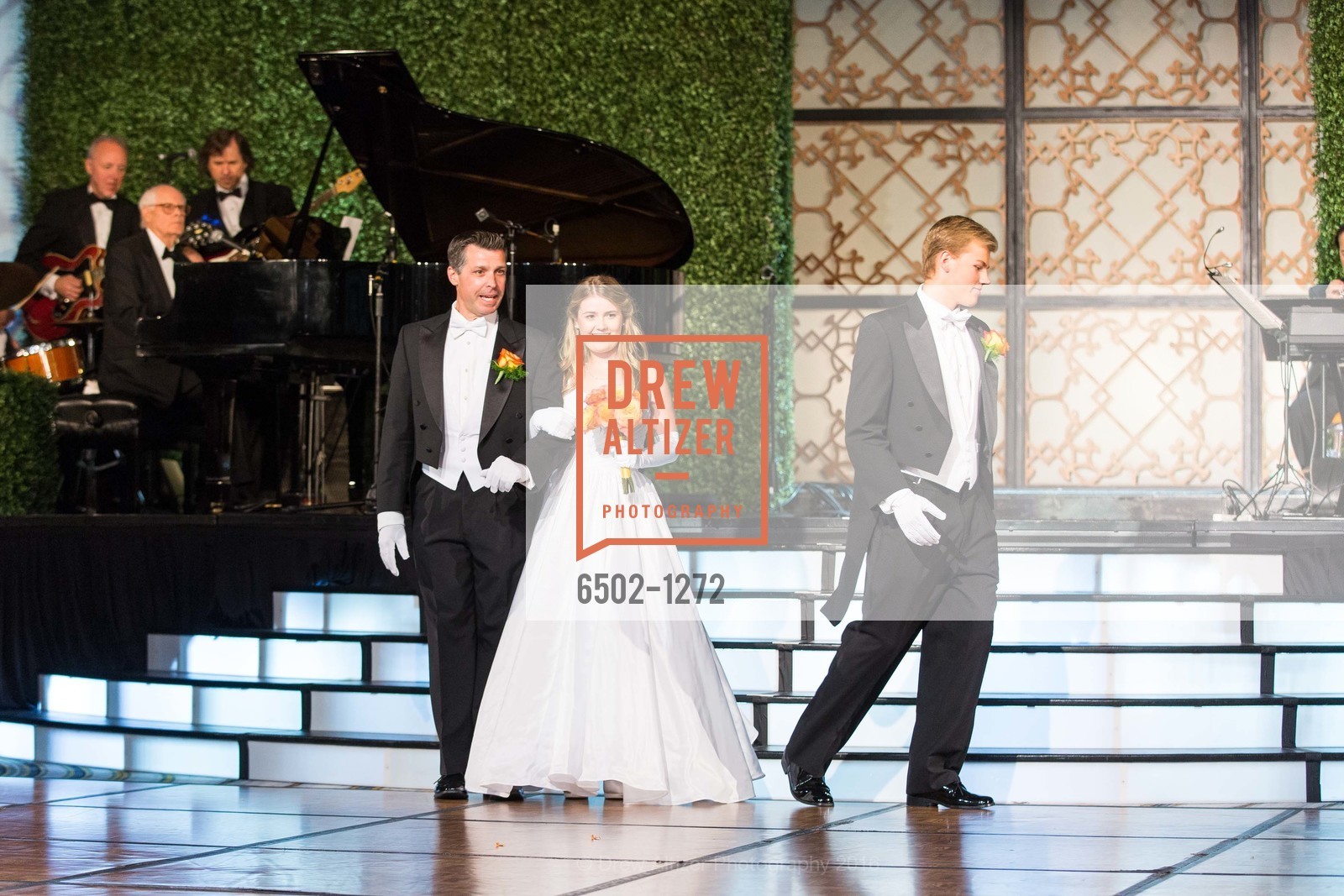 Steven Soja, Jacqueline Soja, San Francisco Debutante Ball 2016, US. St. Francisco Hotel, June 18th, 2016, Photo #6502-1272 Steven Soja, Jacqueline Soja, Photo #6502-1272