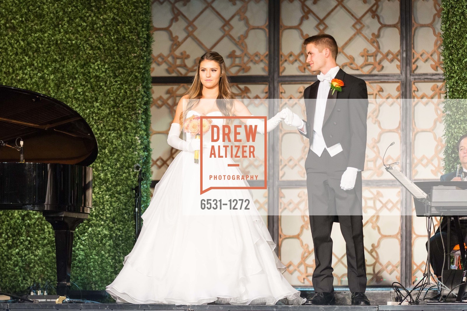 Shala Monet Weir, Trevor Reinhart, San Francisco Debutante Ball 2016, US. St. Francisco Hotel, June 18th, 2016, Photo #6531-1272 Shala Monet Weir, Trevor Reinhart, Photo #6531-1272