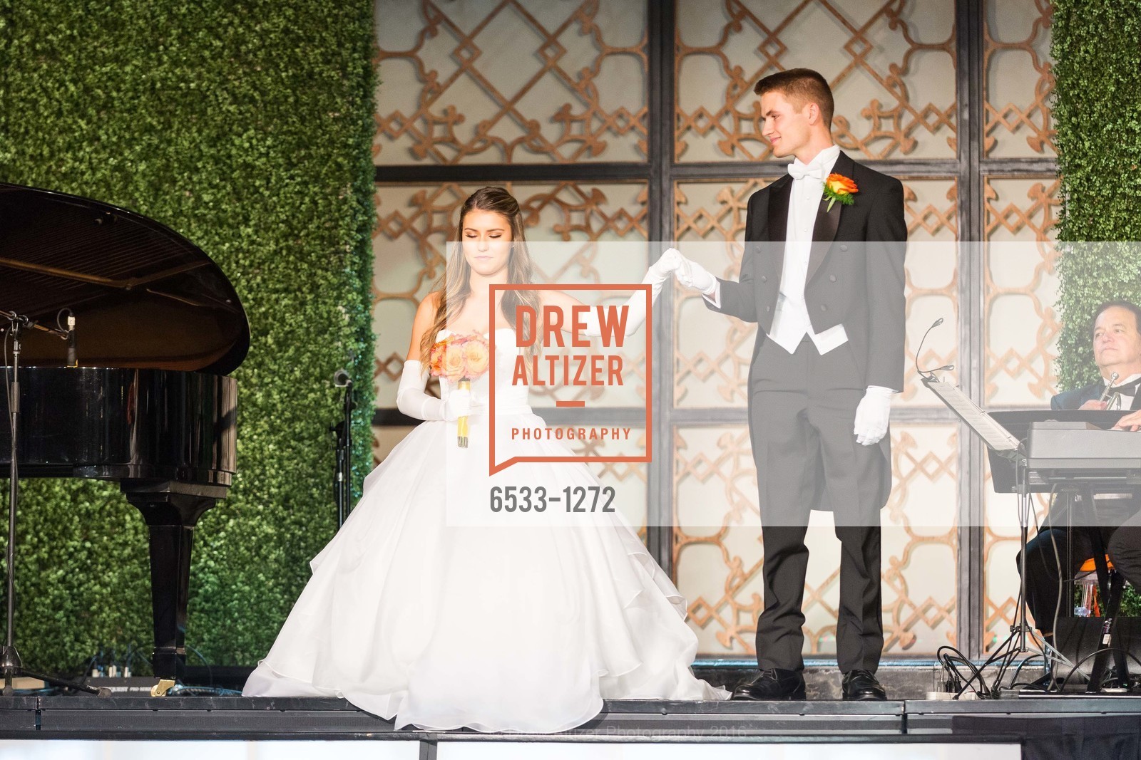 Shala Monet Weir, Trevor Reinhart, San Francisco Debutante Ball 2016, US. St. Francisco Hotel, June 18th, 2016, Photo #6533-1272 Shala Monet Weir, Trevor Reinhart, Photo #6533-1272