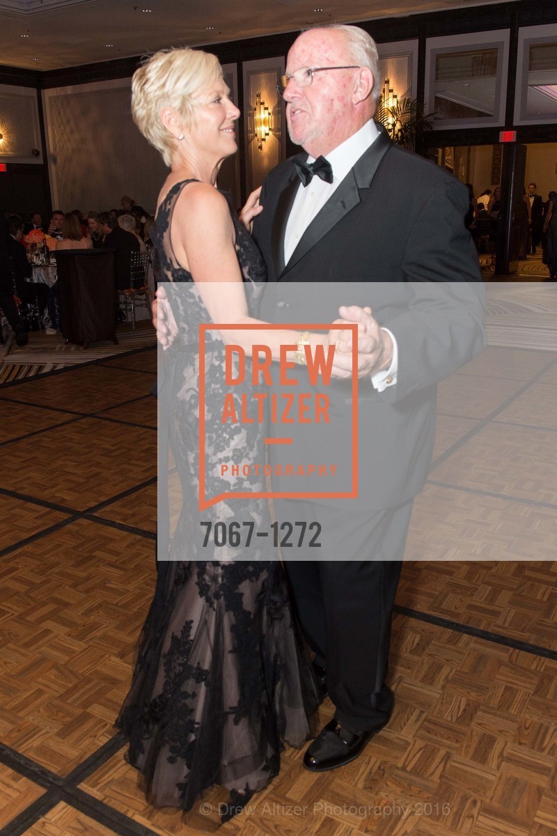 Shawn Sylvia, San Francisco Debutante Ball 2016, US. St. Francisco Hotel, June 18th, 2016, Photo #7067-1272 Shawn Sylvia, Photo #7067-1272