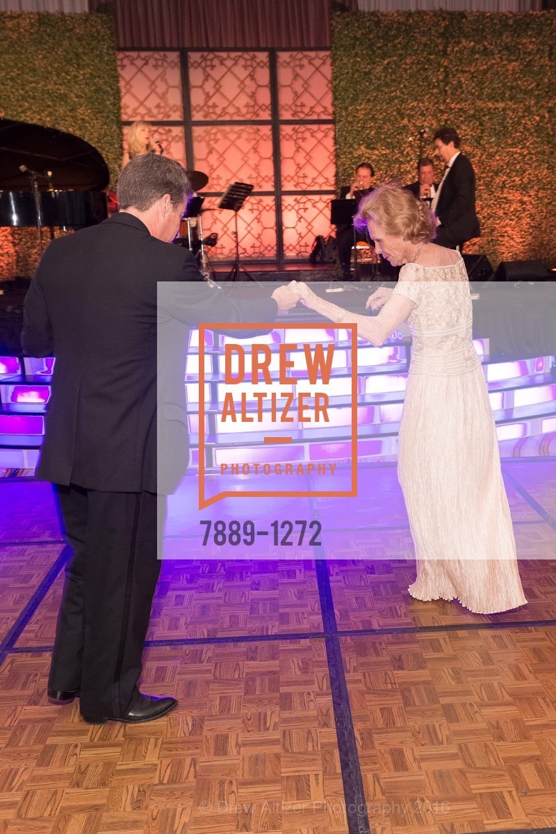 Barbara Callander, Bruce Callander, San Francisco Debutante Ball 2016, US. St. Francisco Hotel, June 18th, 2016, Photo #7889-1272 Barbara Callander, Bruce Callander, Photo #7889-1272
