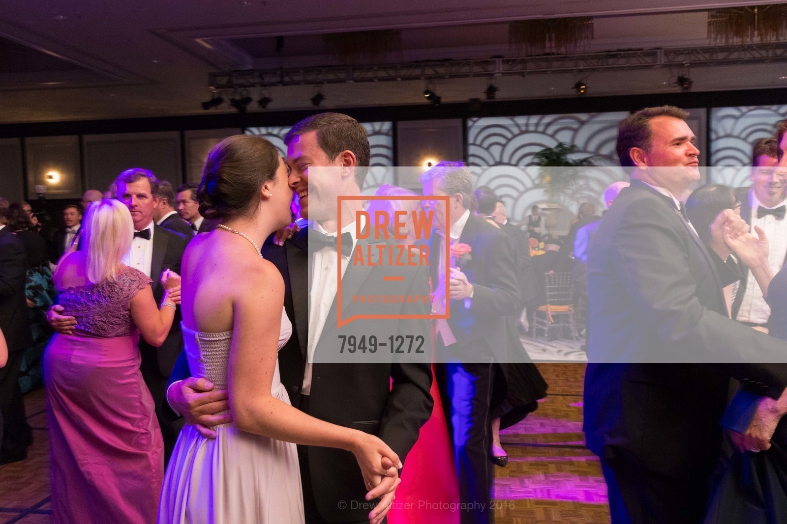 Atmosphere, San Francisco Debutante Ball 2016, US. St. Francisco Hotel, June 18th, 2016, Photo #7949-1272 Atmosphere, Photo #7949-1272