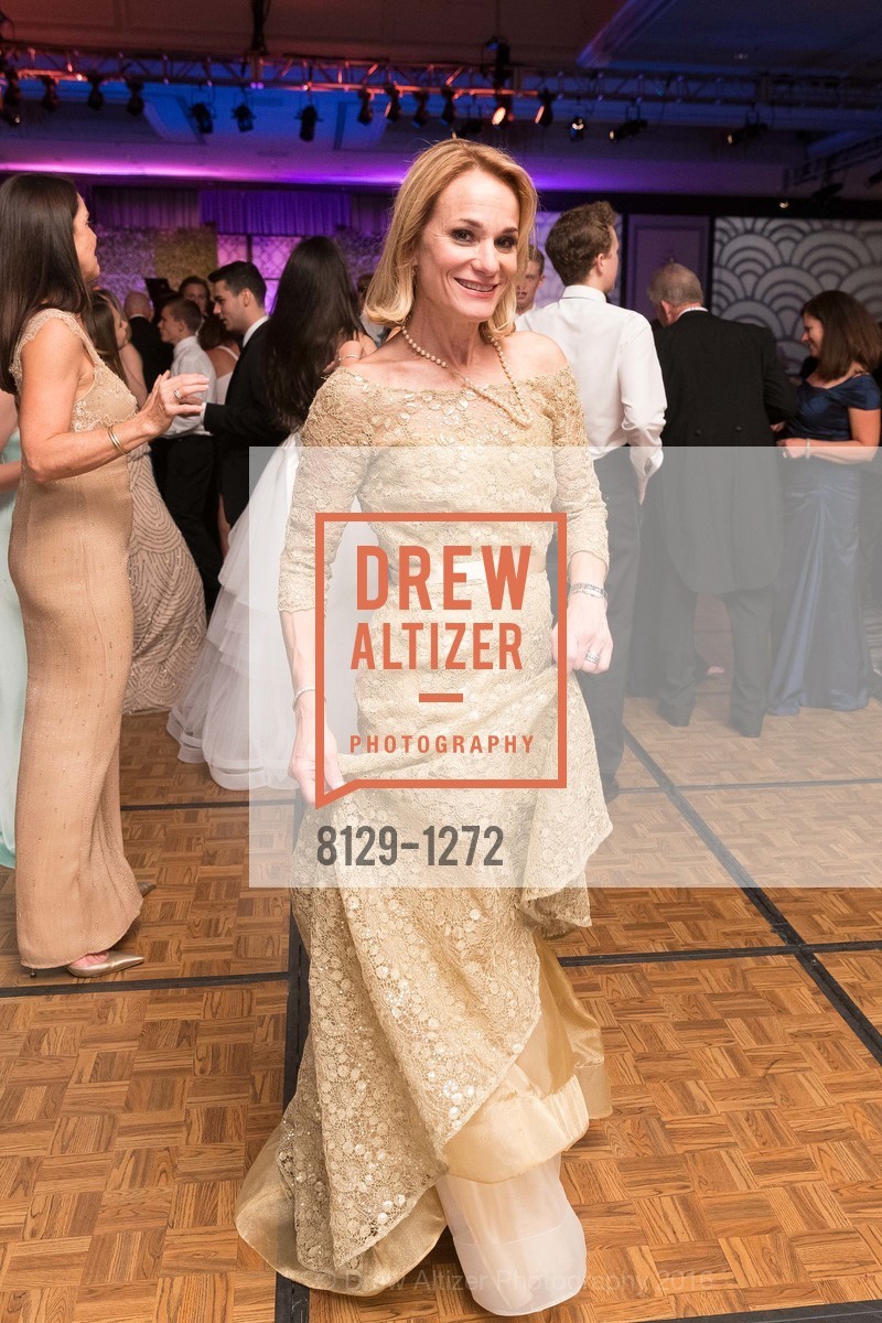 San Francisco Debutante Ball 2016, US. St. Francisco Hotel, June 18th, 2016, Photo #8129-1272 Photo #8129-1272