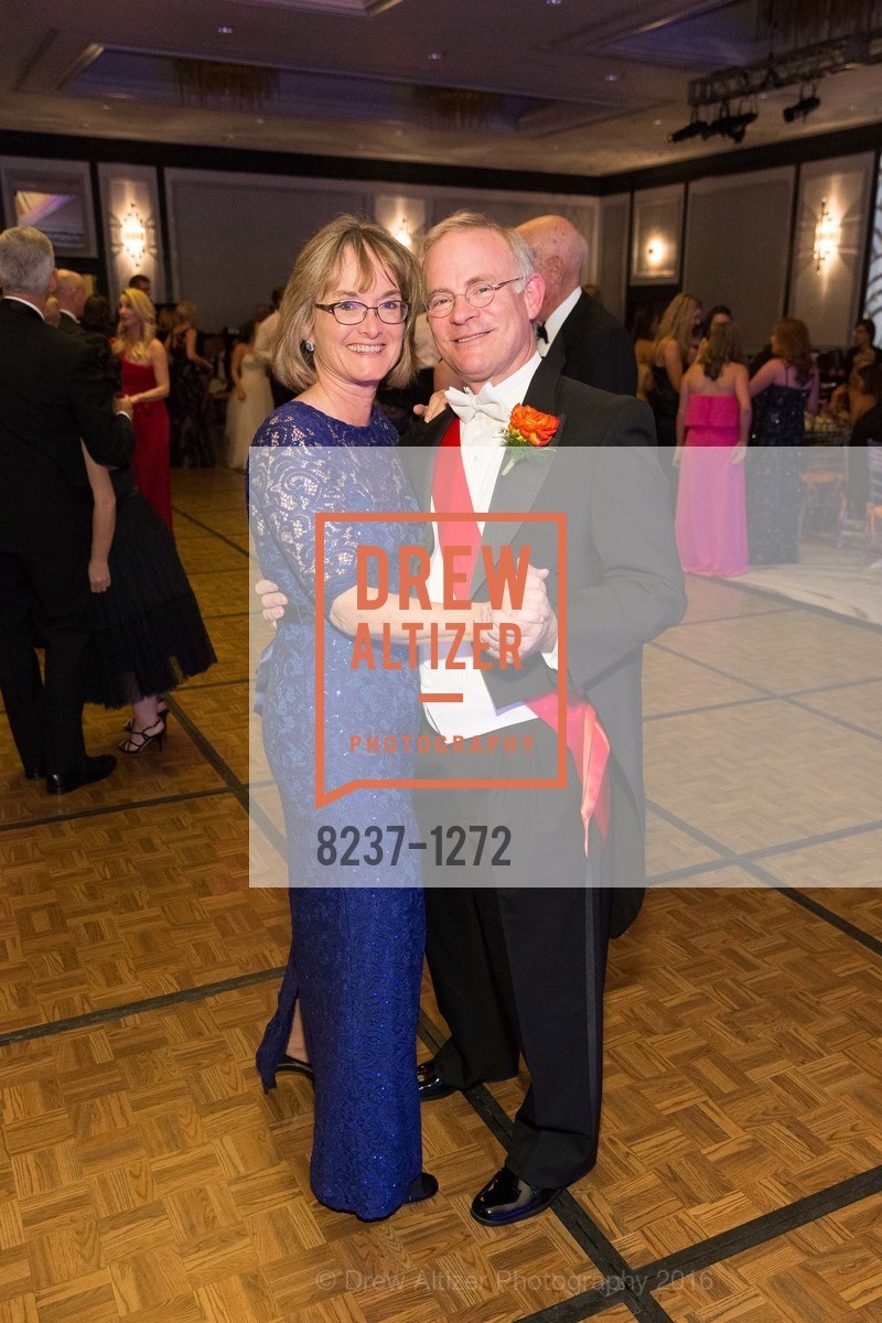 Kathryn Brown, Tyler Brown, San Francisco Debutante Ball 2016, US. St. Francisco Hotel, June 18th, 2016, Photo #8237-1272 Kathryn Brown, Tyler Brown, Photo #8237-1272