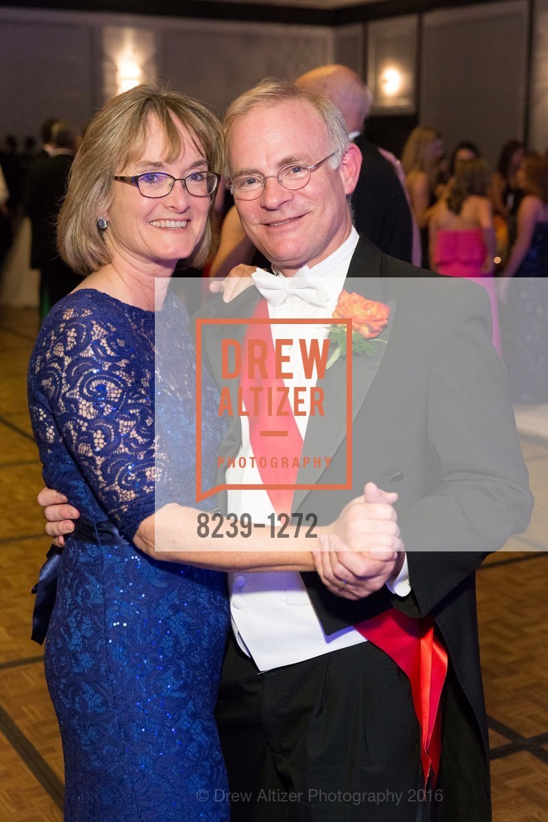 Kathryn Brown, Tyler Brown, San Francisco Debutante Ball 2016, US. St. Francisco Hotel, June 18th, 2016, Photo #8239-1272 Kathryn Brown, Tyler Brown, Photo #8239-1272