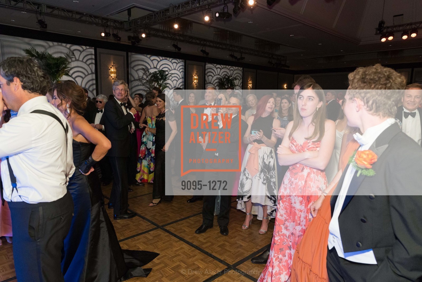 San Francisco Debutante Ball 2016, US. St. Francisco Hotel, June 18th, 2016, Photo #9095-1272 Photo #9095-1272