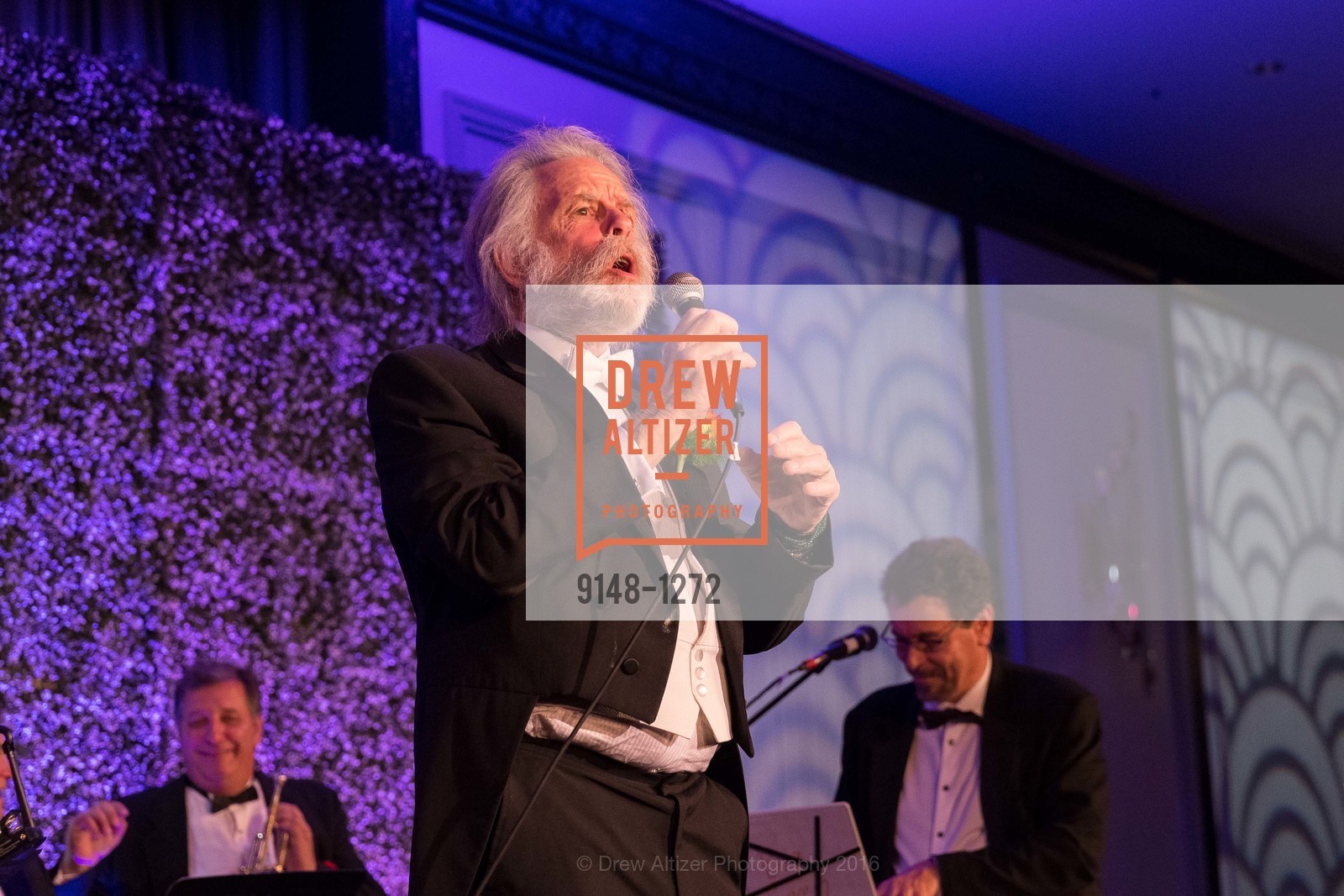 Bob Weir, San Francisco Debutante Ball 2016, US. St. Francisco Hotel, June 18th, 2016, Photo #9148-1272 Bob Weir, Photo #9148-1272