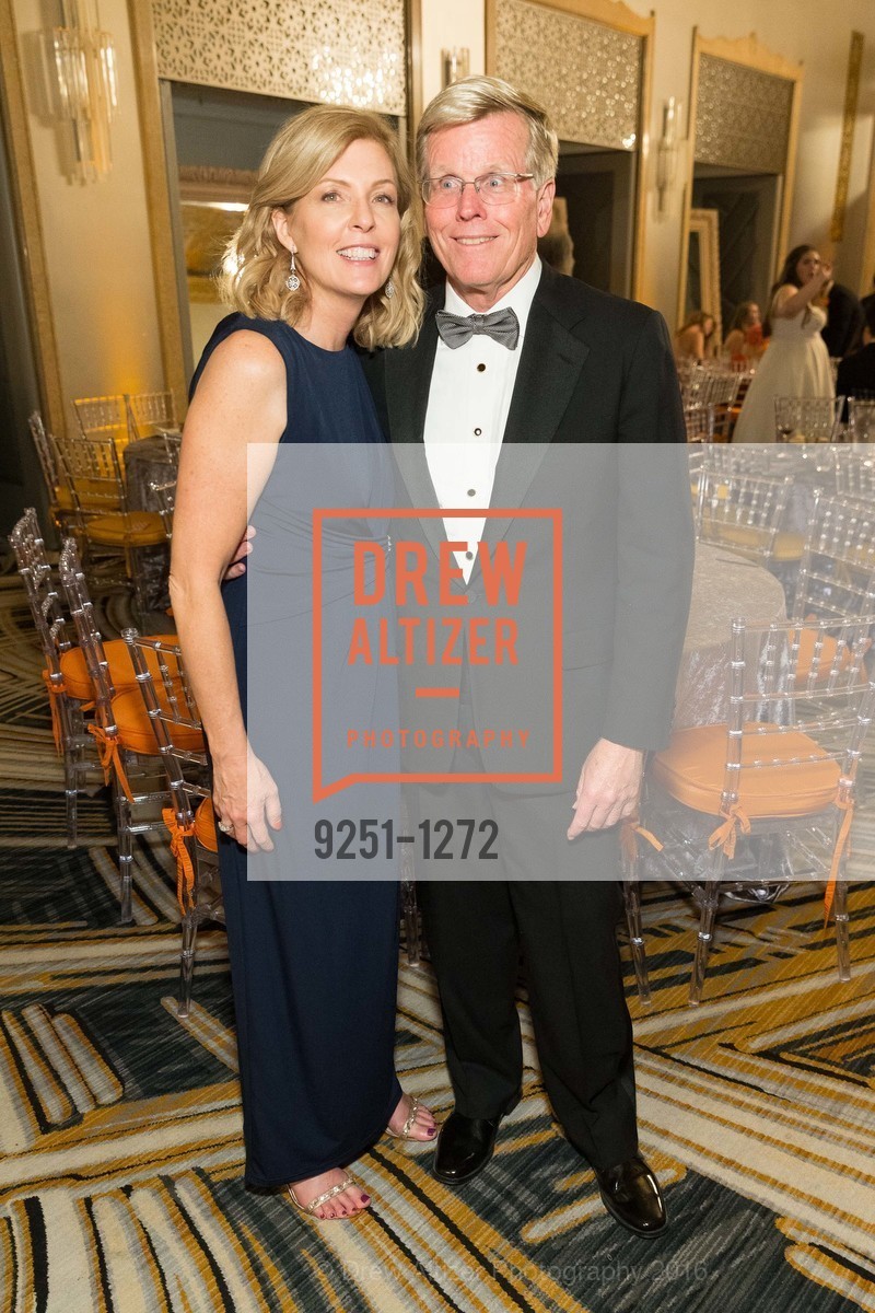 Paula Bennett, Jim Bennett, San Francisco Debutante Ball 2016, US. St. Francisco Hotel, June 18th, 2016, Photo #9251-1272 Paula Bennett, Jim Bennett, Photo #9251-1272