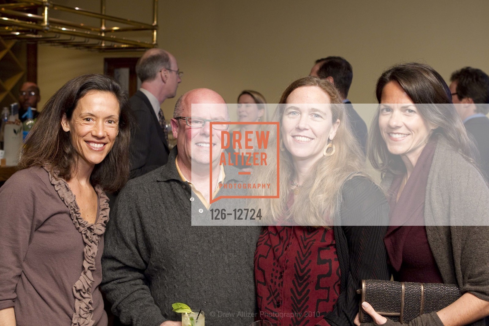 Marie McGlashan, Larry Bain, Kari Hamerschlag, Elizabeth Gerber, Environmental Working Group's EARTH DINNER at Fort Mason, US, March 4th, 2010, Photo #126-12724 Marie McGlashan, Larry Bain, Kari Hamerschlag, Elizabeth Gerber, Photo #126-12724