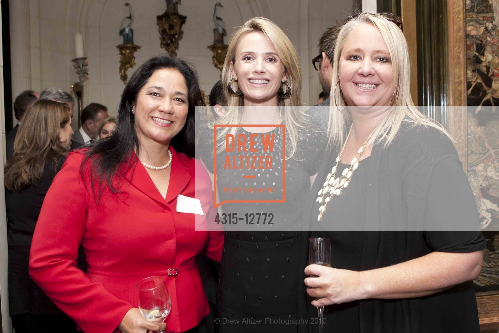 Jennifer Siebel Newsom, Lori Puccinelli Stern, Getty Reception for Gavin Newsom, US, October 12th, 2010, Photo #4315-12772 Jennifer Siebel Newsom, Lori Puccinelli Stern, Photo #4315-12772