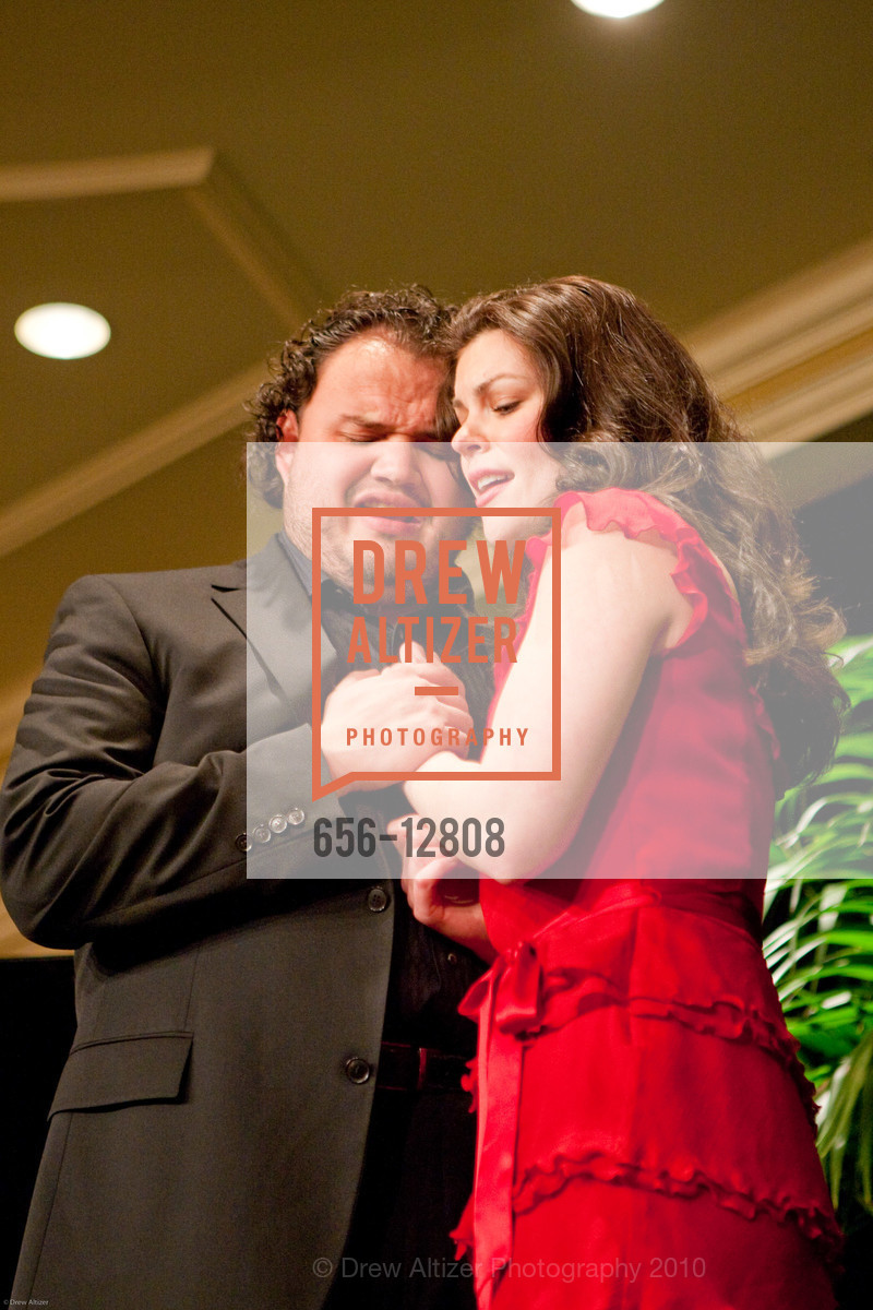 David Lomeli, Sara Gartland, Photo #656-12808