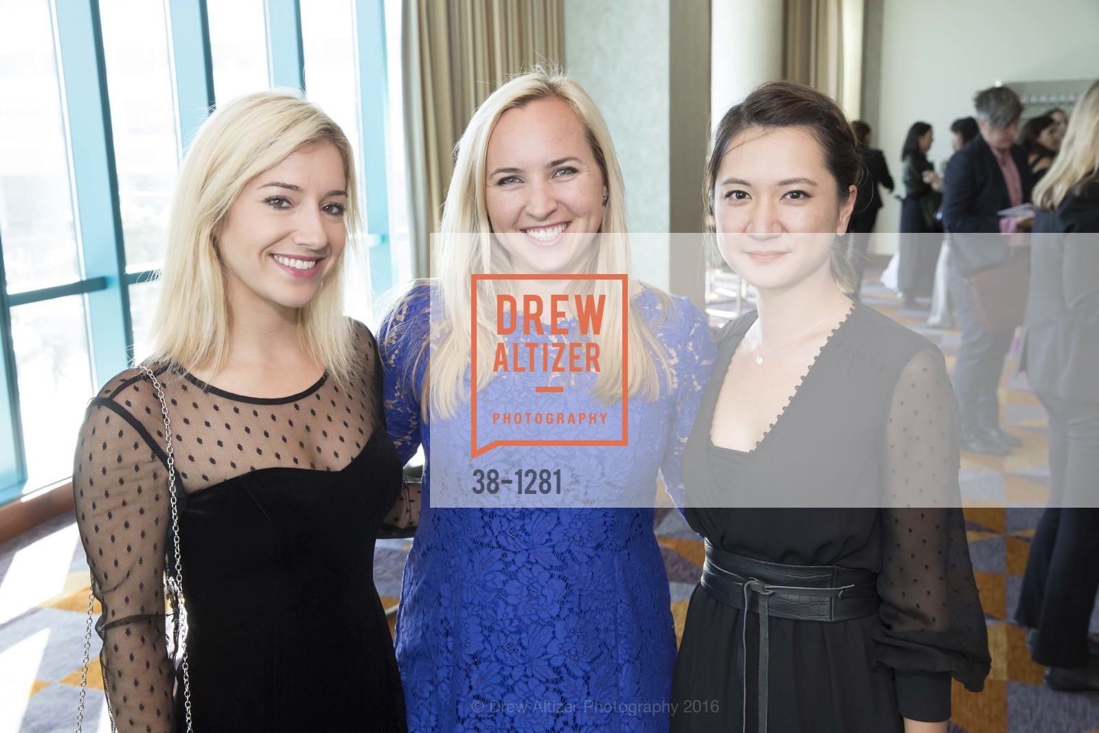 Julia Spector, Lauren Kuemmeler, Ai Ling Lee, Dress for Success 11th Annual Gala, US. Intercontinental Hotel, June 22nd, 2016, Photo #38-1281 Julia Spector, Lauren Kuemmeler, Ai Ling Lee, Photo #38-1281