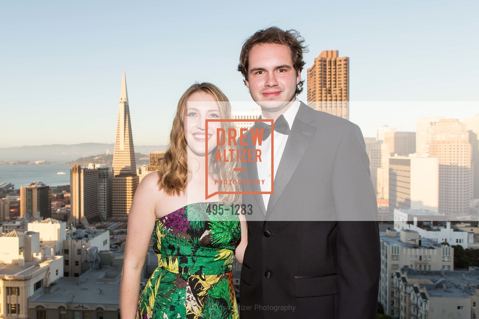Julia Allyn, Addam Fishel, Spinsters of San Francisco Annual Ball 2016, US, Photo #495-1283 Julia Allyn, Addam Fishel, Photo #495-1283