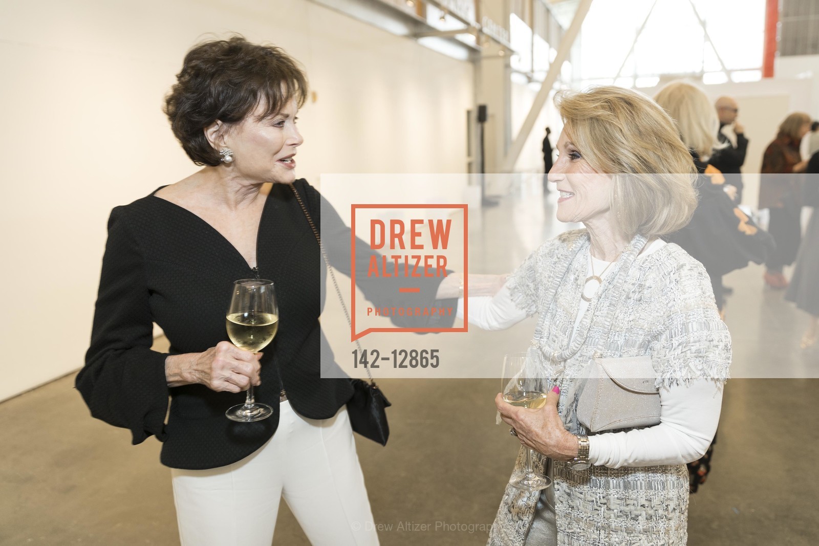 Kay Kimpton Walker, Lorna Meyer Calas, 2018 CCA Gala honoring Kay Kimpton Walker, California College of the Arts. 1111 8th Street, May 23rd, 2018, Photo #142-12865 Kay Kimpton Walker, Lorna Meyer Calas, Photo #142-12865