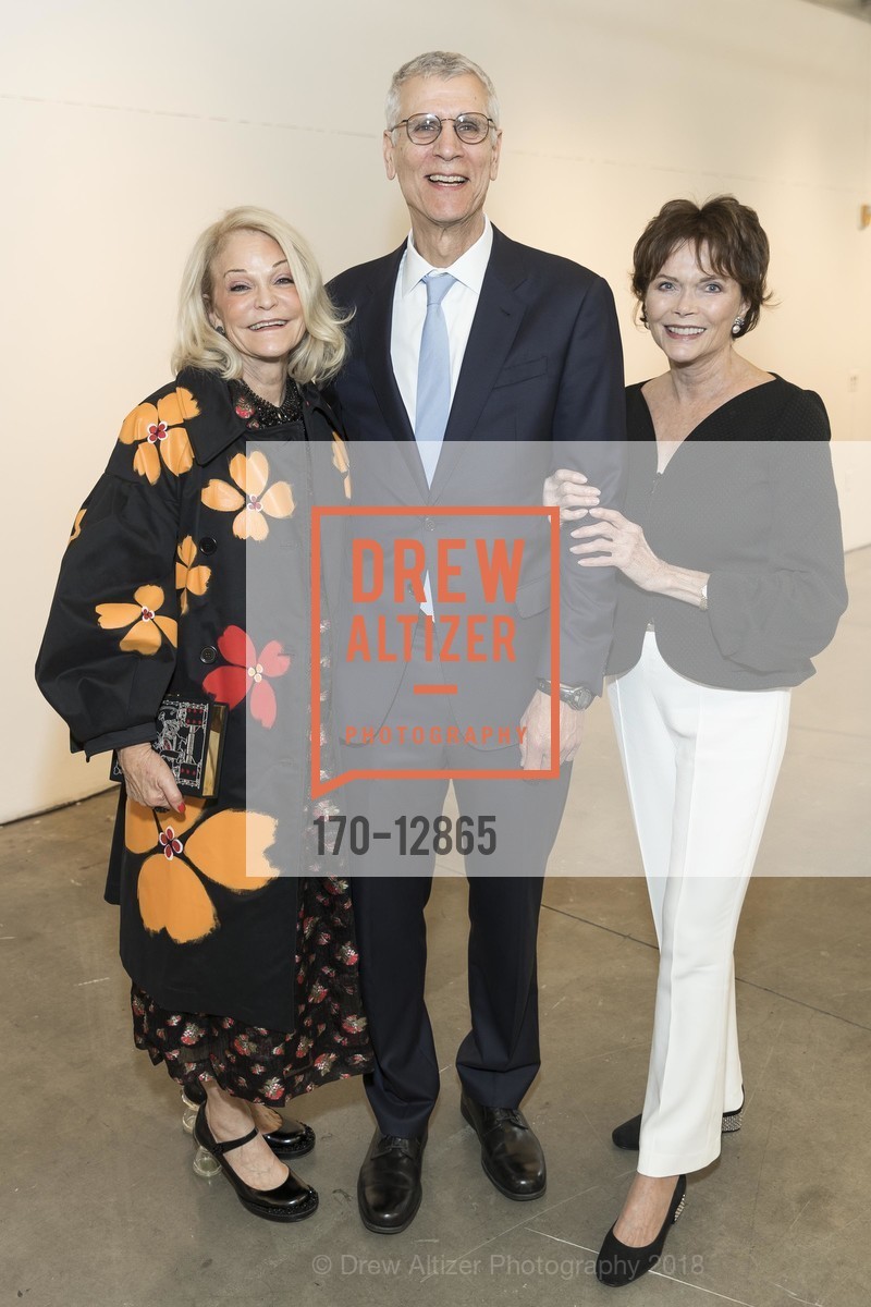 Cathy Podell, Steve Beal, Kay Kimpton Walker, 2018 CCA Gala honoring Kay Kimpton Walker, California College of the Arts. 1111 8th Street, May 23rd, 2018, Photo #170-12865 Cathy Podell, Steve Beal, Kay Kimpton Walker, Photo #170-12865