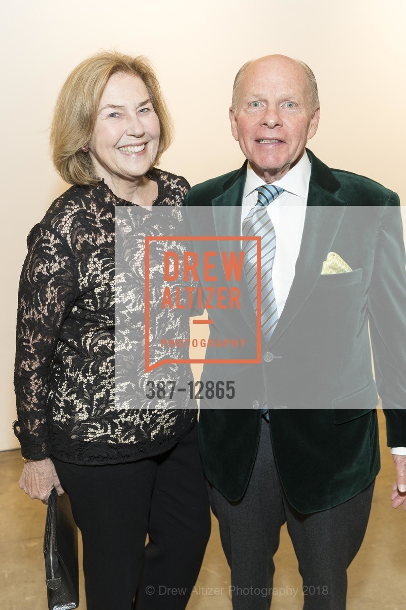 Gretchen Berggruen, John Berggruen, 2018 CCA Gala honoring Kay Kimpton Walker, California College of the Arts. 1111 8th Street, May 23rd, 2018, Photo #387-12865 Gretchen Berggruen, John Berggruen, Photo #387-12865