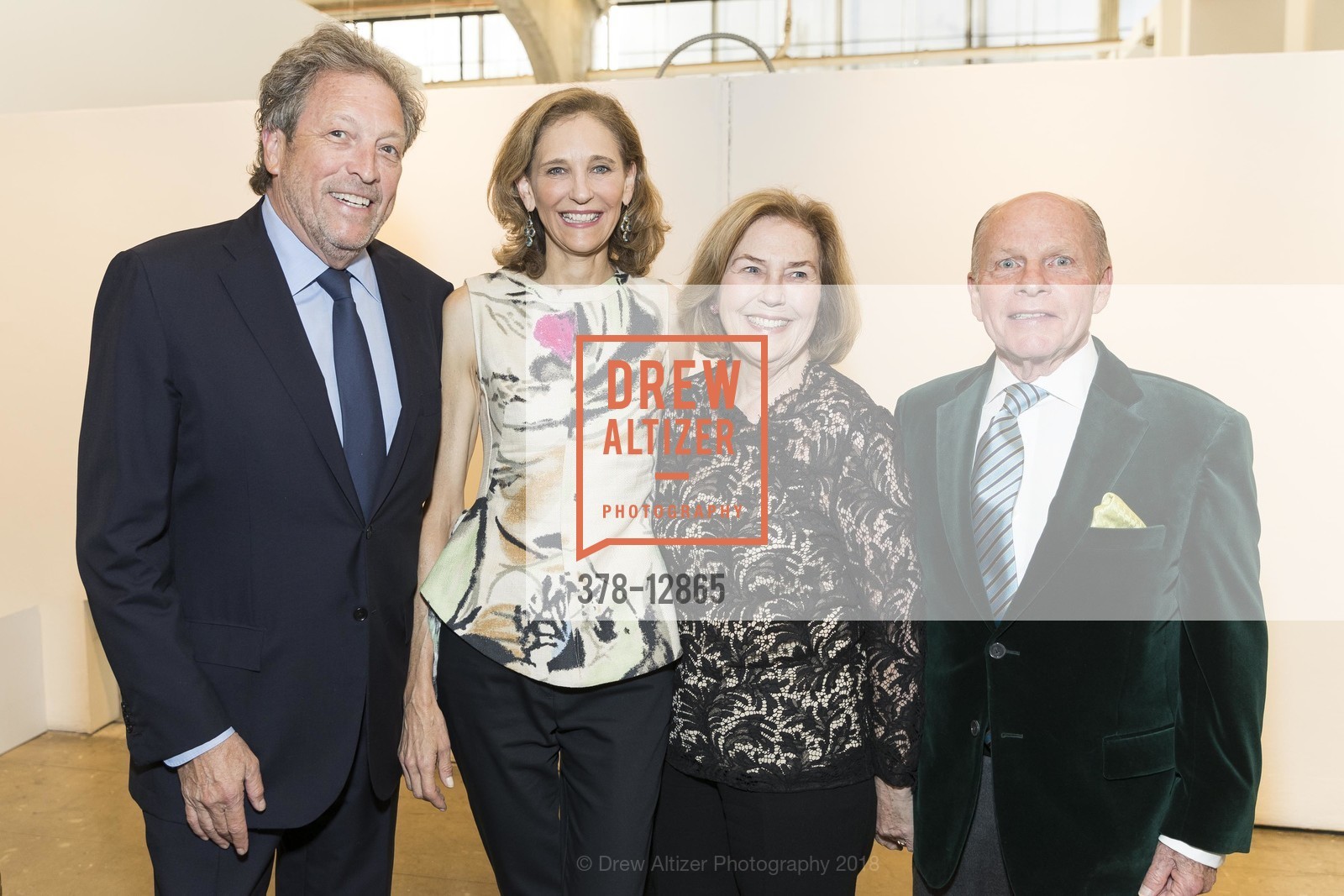 Doug Biederbeck, Jennifer Biederbeck, Gretchen Berggruen, John Berggruen, 2018 CCA Gala honoring Kay Kimpton Walker, California College of the Arts. 1111 8th Street, May 23rd, 2018, Photo #378-12865 Doug Biederbeck, Jennifer Biederbeck, Gretchen Berggruen, John Berggruen, Photo #378-12865