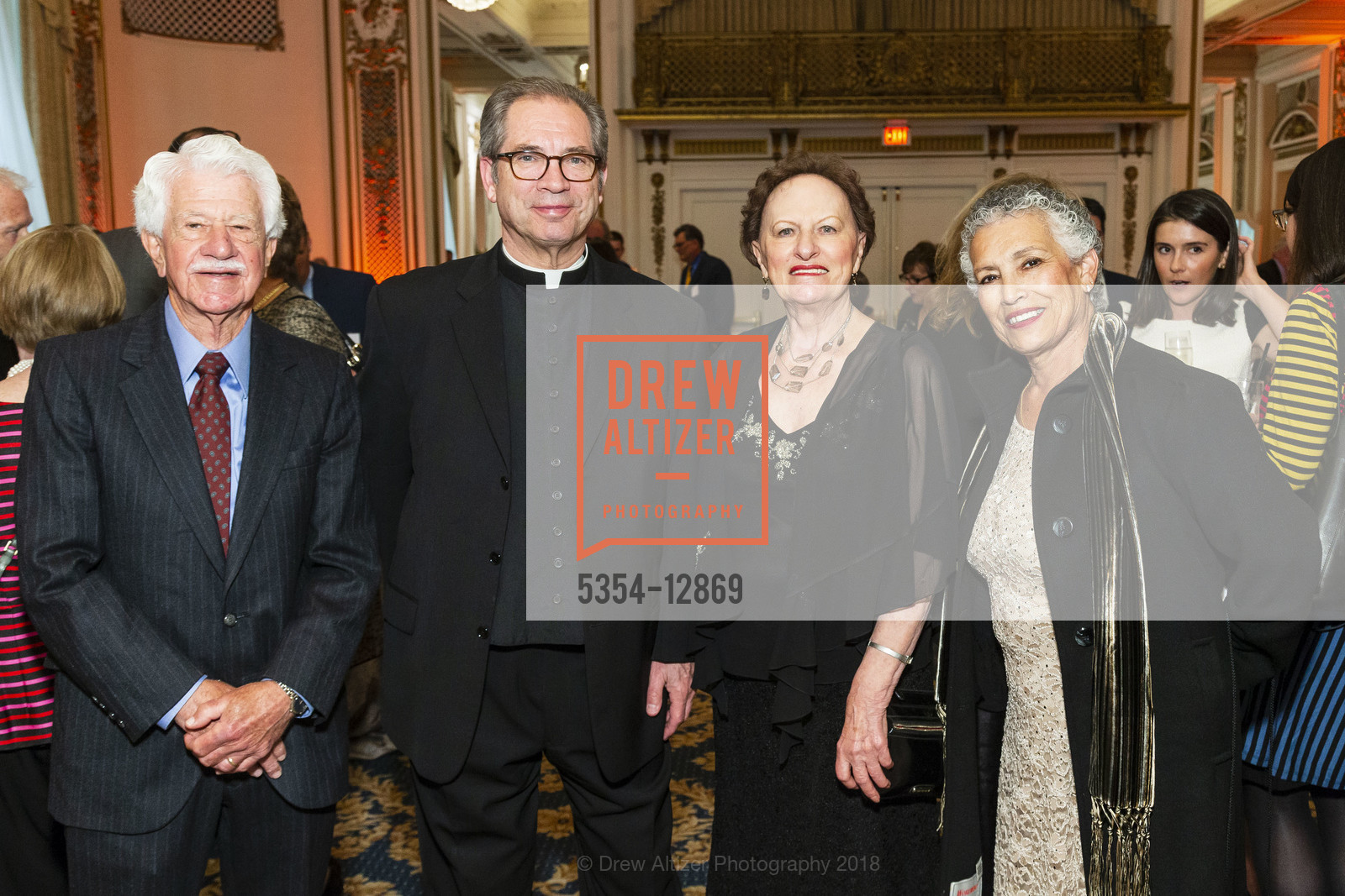 Frank Milani, Ken Weare, Laura, Rose Milani, Catholic Charities Loaves & Fishes Awards Dinner and Gala, Palace Hotel. 2 New Montgomery St, May 24th, 2018, Photo #5354-12869 Frank Milani, Ken Weare, Laura, Rose Milani, Photo #5354-12869