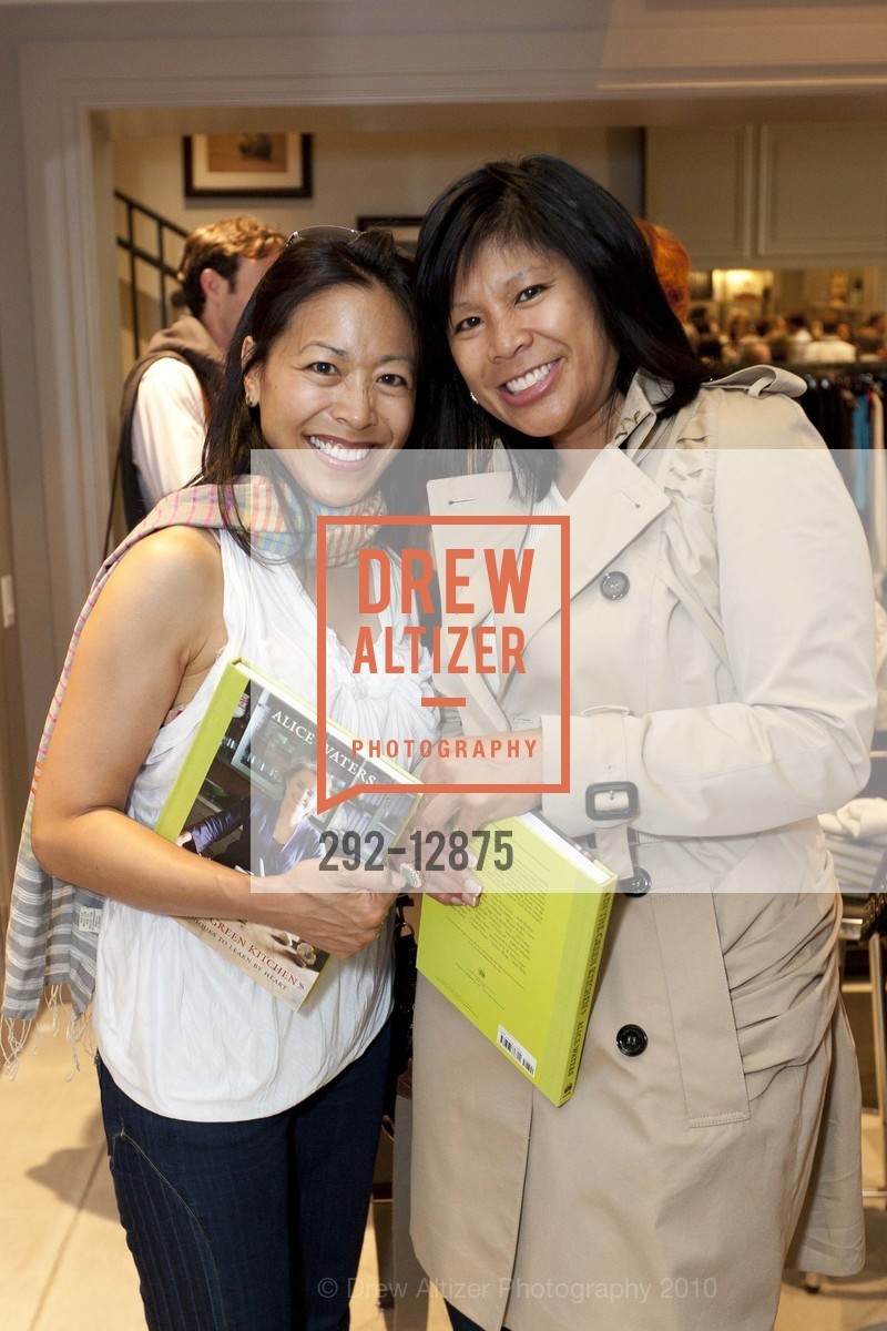 Alma Gaoaen, Grace Gaoaen, CARROTS BOUTIQUE Hosts Alice Waters For A Signing Of IN THE GREEN KITCHEN, US, June 30th, 2010, Photo #292-12875 Alma Gaoaen, Grace Gaoaen, Photo #292-12875